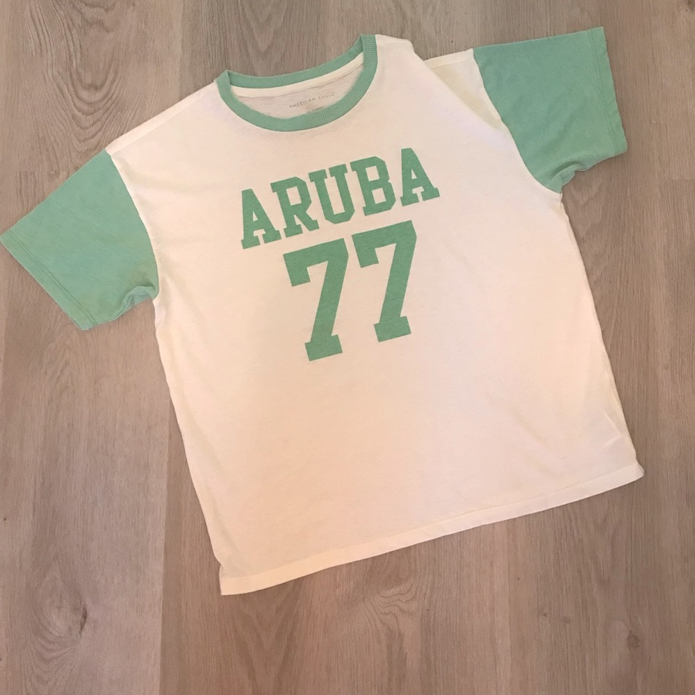 NWOT American Eagle softest tee size xs